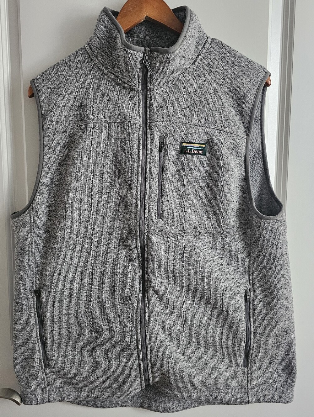 LL BEAN Mens Gray Sweater Fleece Vest, Slightly Fitted - Size L